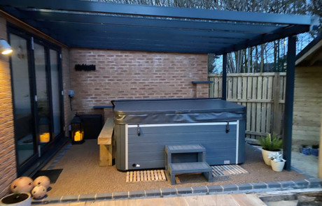 Canoports Simplicity Xtra Veranda Installation Hottub Leeds