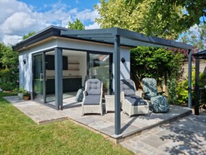 Garden-Room-and-canopy-21.6.23